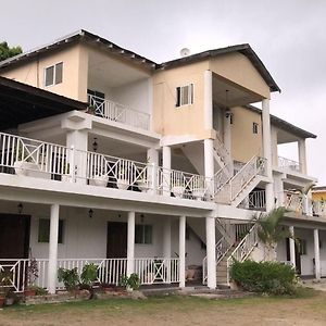 Starlight Chalet & Health Spa